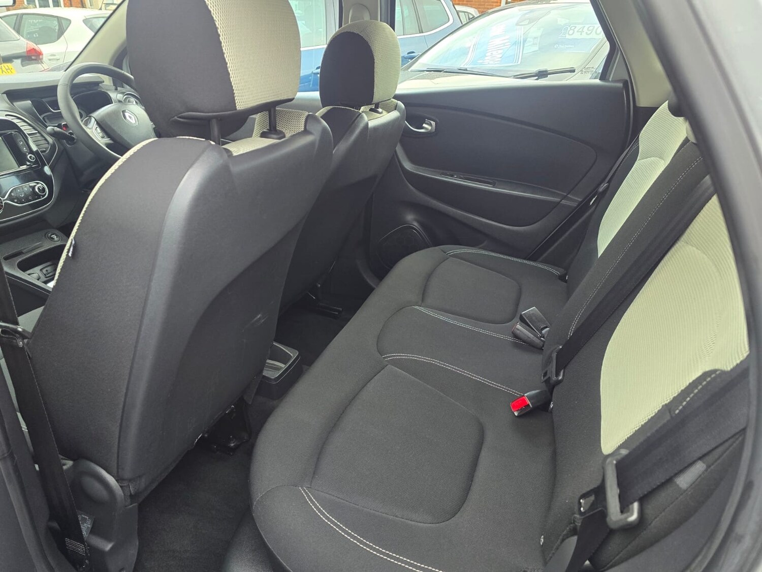 Used Renault Captur 2018 for sale - 77682124: Photo 27