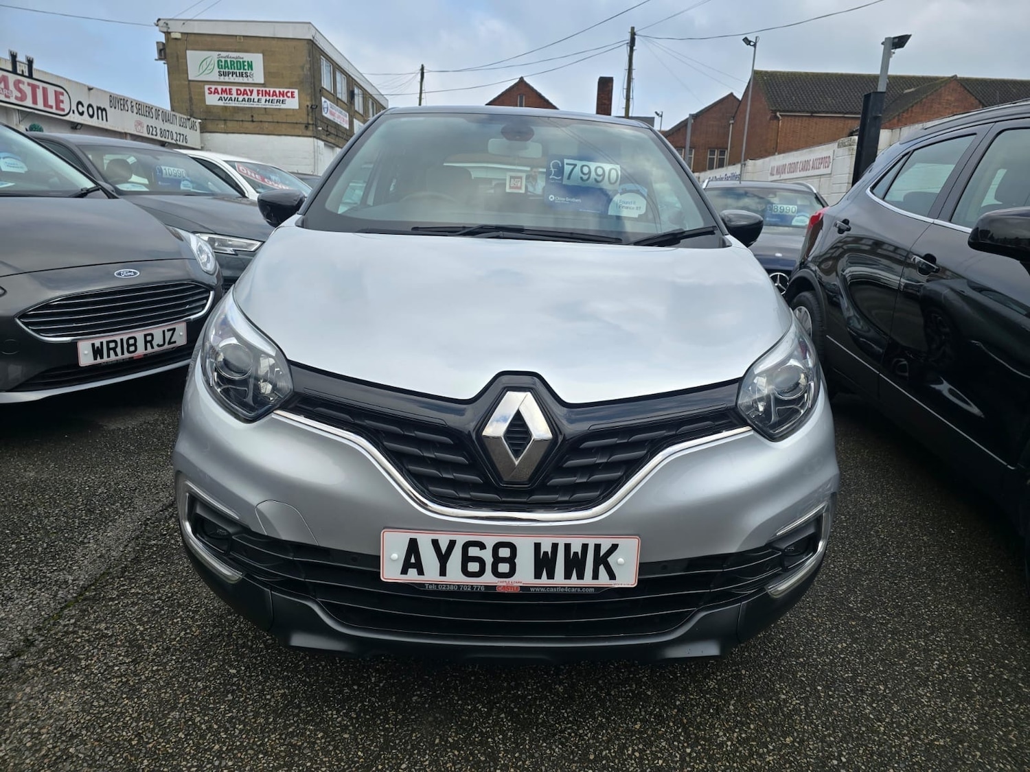 Used Renault Captur 2018 for sale - 77682124: Photo 8