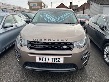 Used Land Rover Discovery Sport 2017 for sale - 77453023: Photo