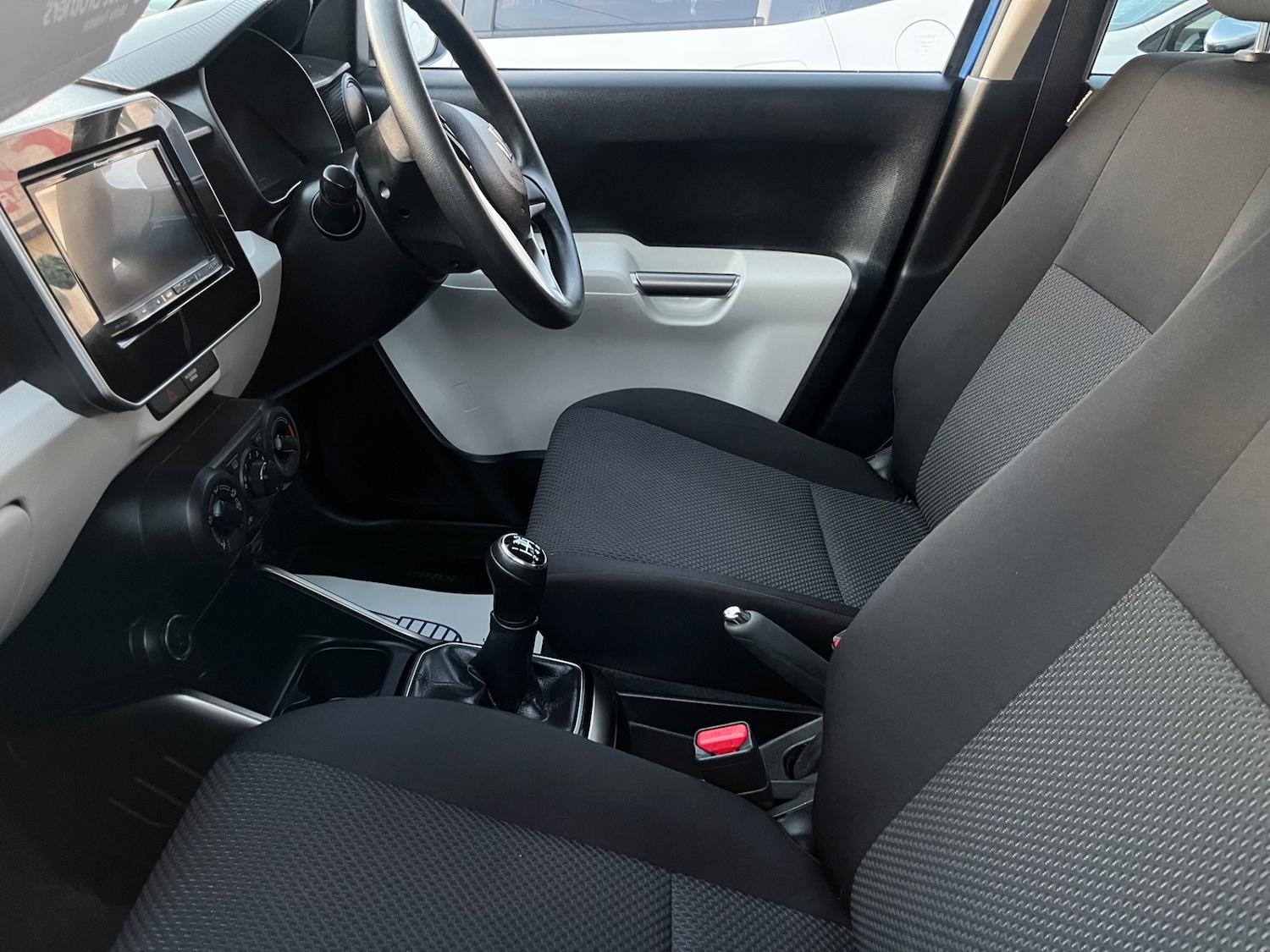 Used Suzuki Ignis 2017 for sale - 76877874: Photo 11