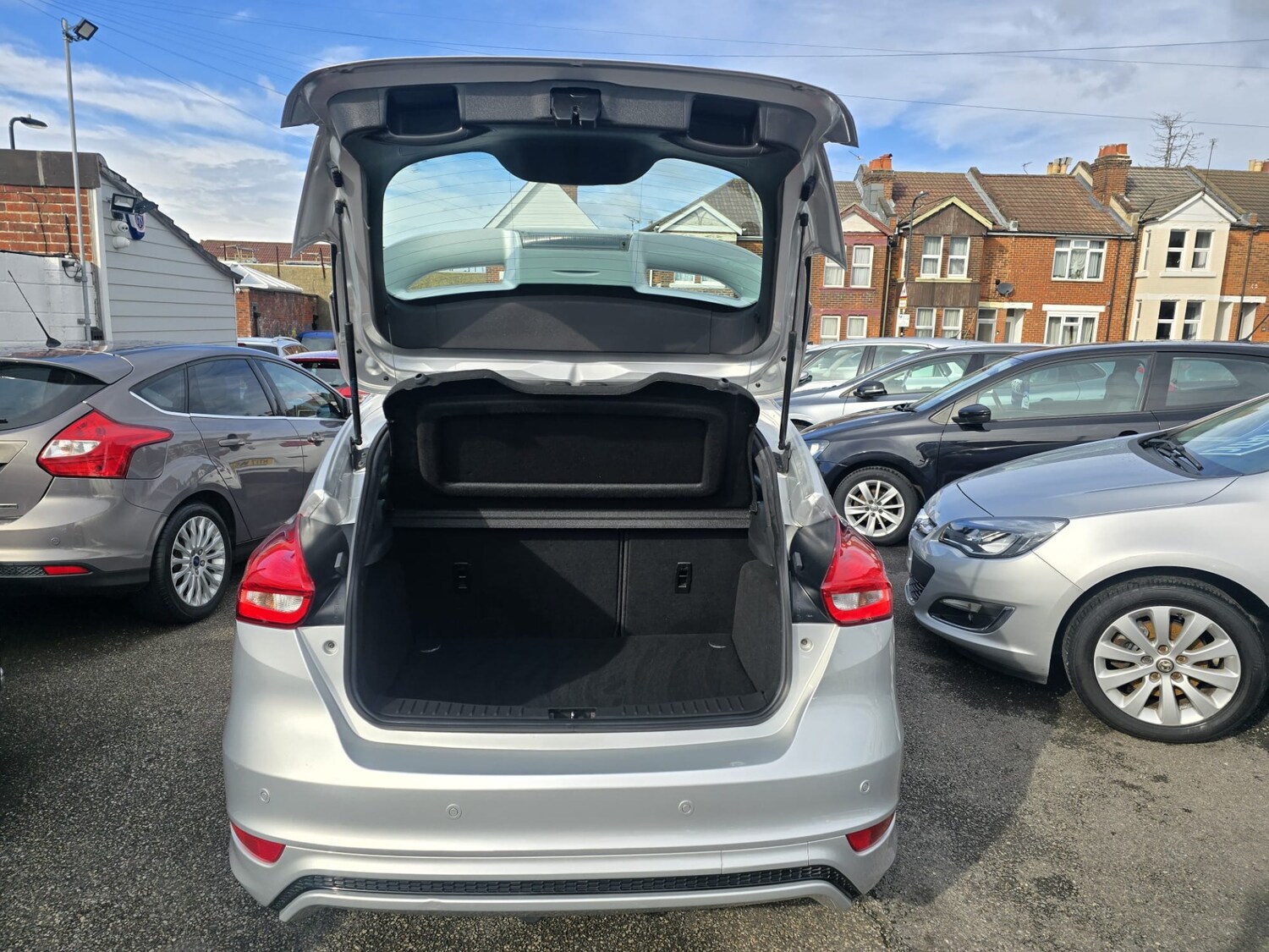 Used Ford Focus 2018 for sale - 76232196: Photo 10