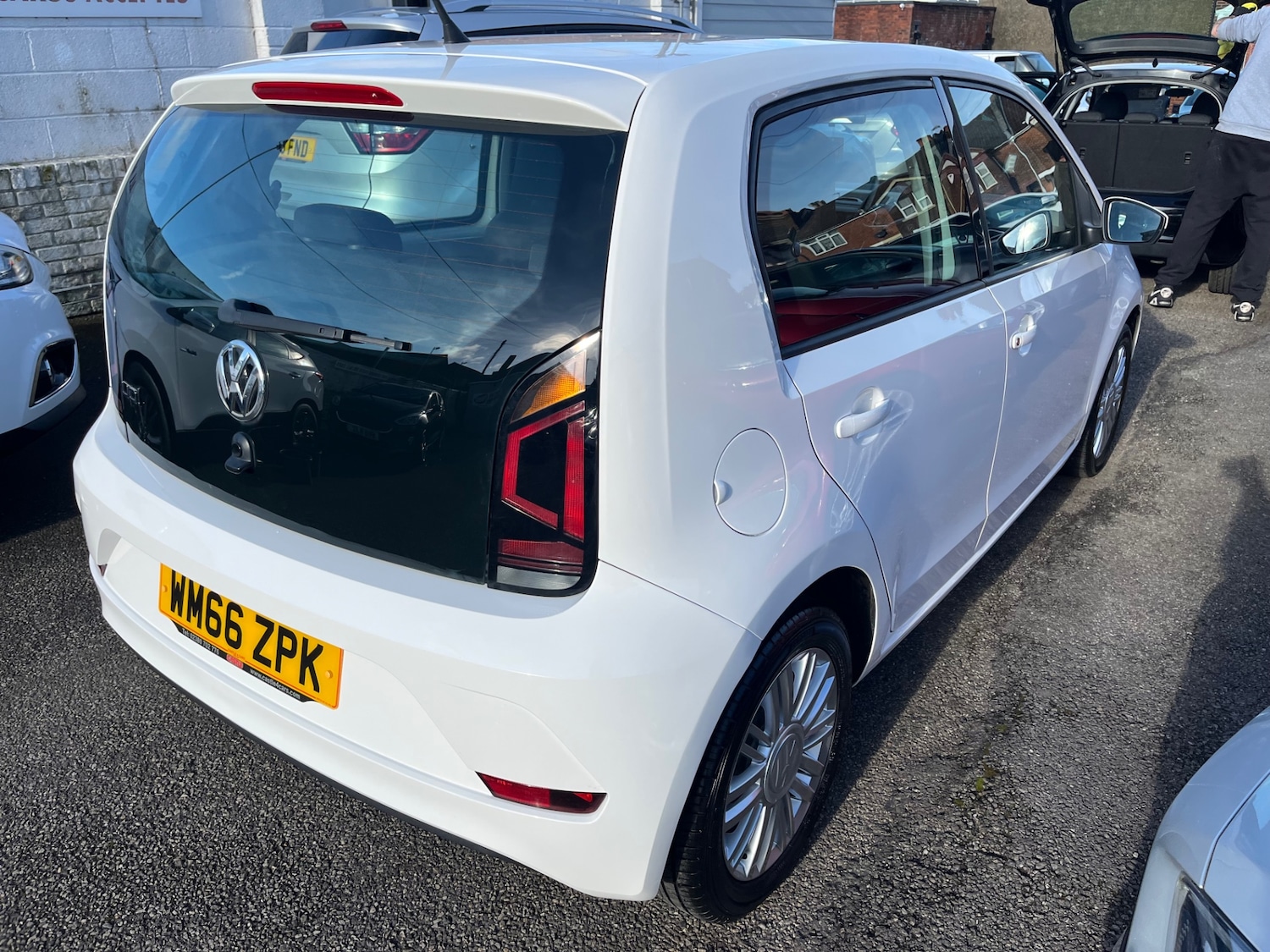 Used Volkswagen up! 2016 for sale - 77548054: Photo 6