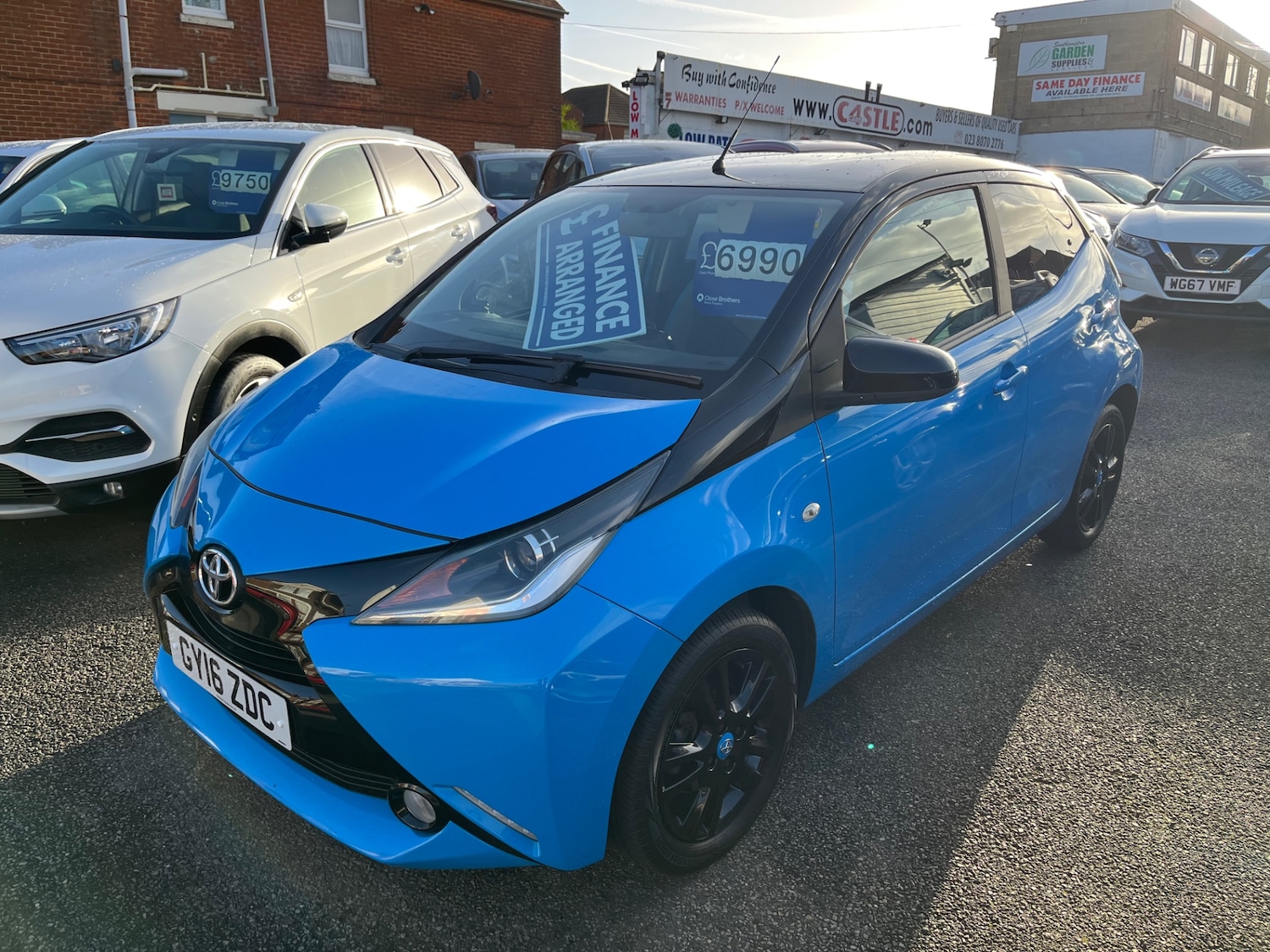Used Toyota AYGO 2016 for sale - 76366305: Photo 2