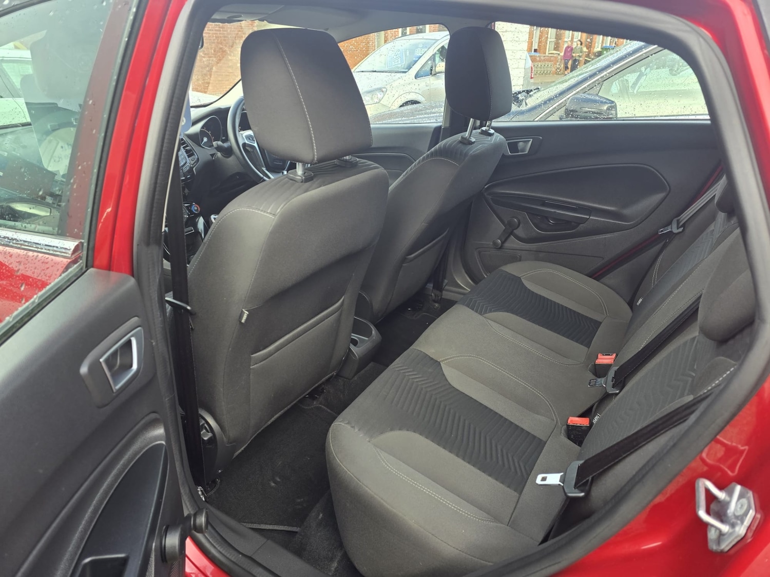 Used Ford Fiesta 2015 for sale - 76232734: Photo 18