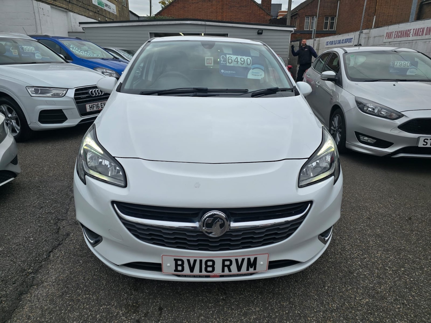 Used Vauxhall Corsa 2018 for sale - 76232715: Photo 2