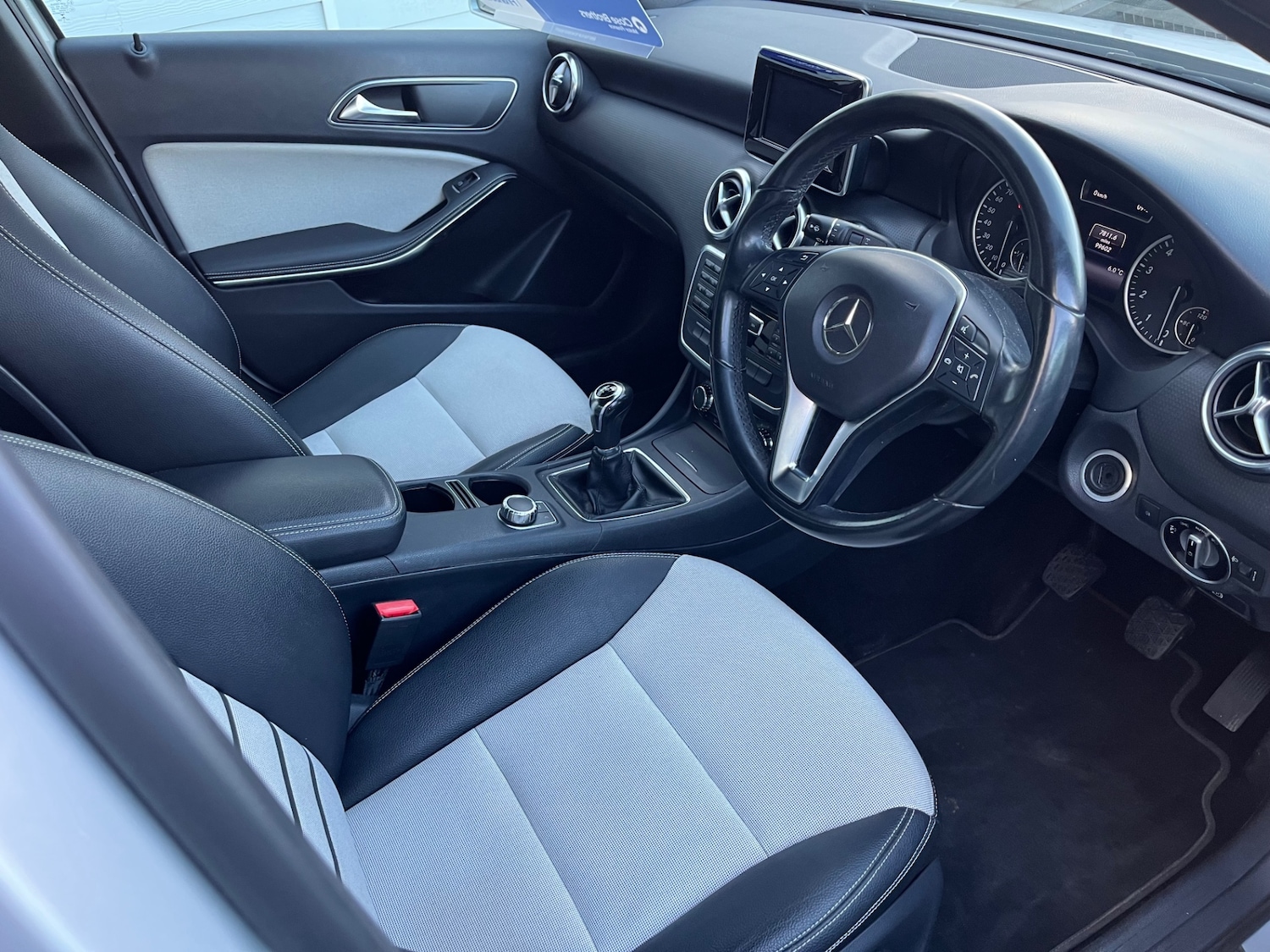 Used Mercedes-Benz A-Class 2014 for sale - 77044651: Photo 10