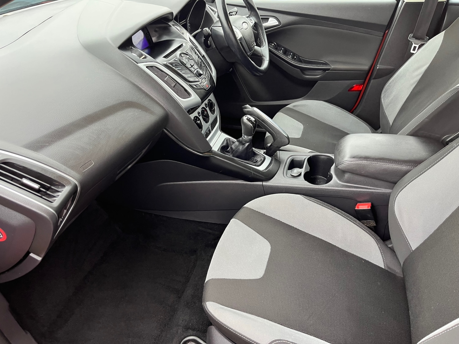 Used Ford Focus 2011 for sale - 76008792: Photo 5