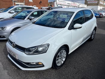 Used Volkswagen Polo 2015 for sale - 79656543: Photo