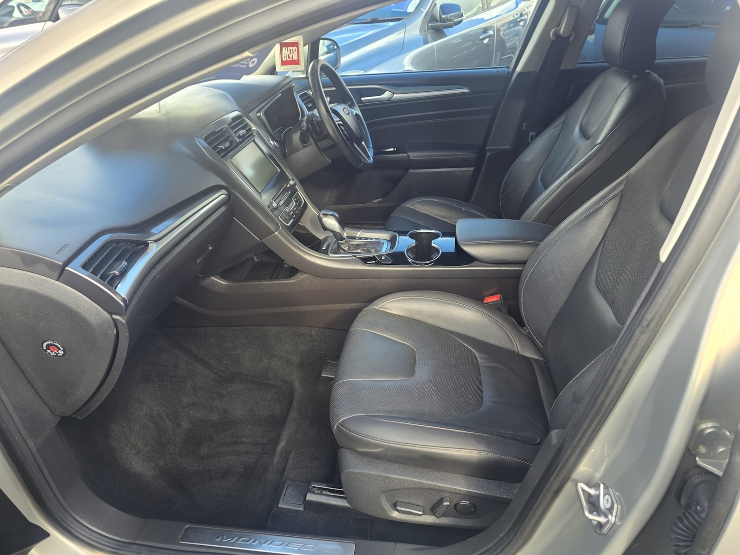 Used Ford Mondeo 2015 for sale - 76305689: Photo 13