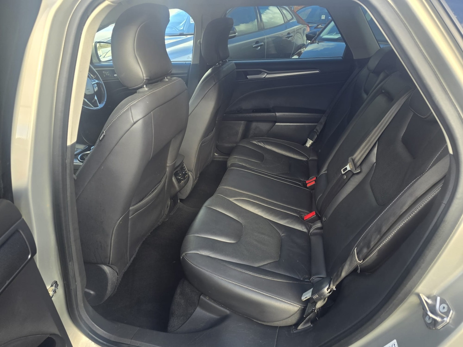 Used Ford Mondeo 2015 for sale - 76305689: Photo 16