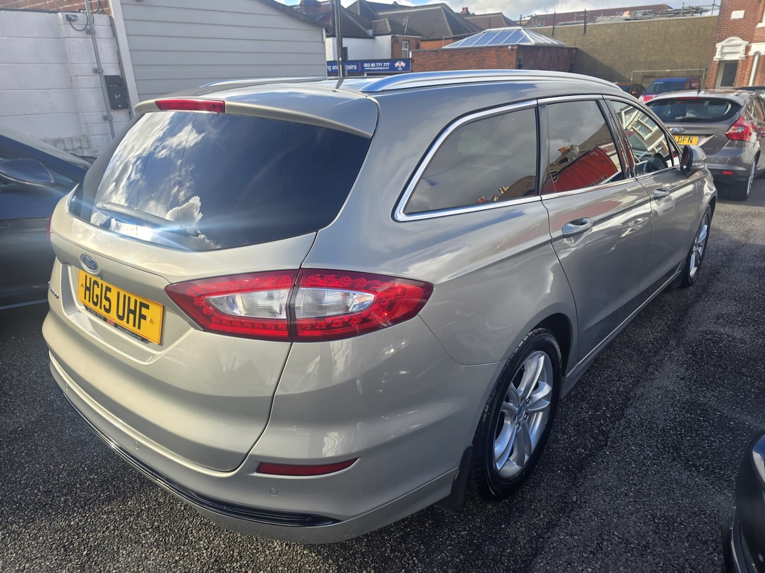 Used Ford Mondeo 2015 for sale - 76305689: Photo 6