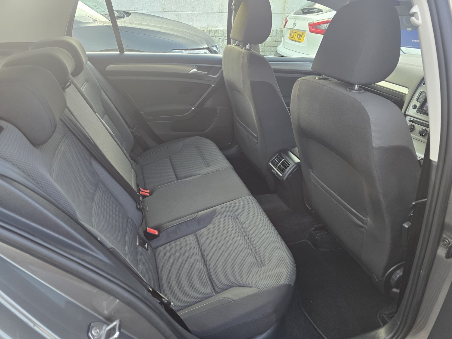 Used Volkswagen Golf 2014 for sale - 76580594: Photo 14