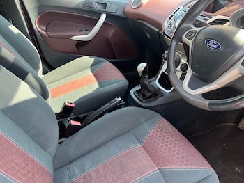 Used Ford Fiesta 2010 for sale - 79090808: Photo