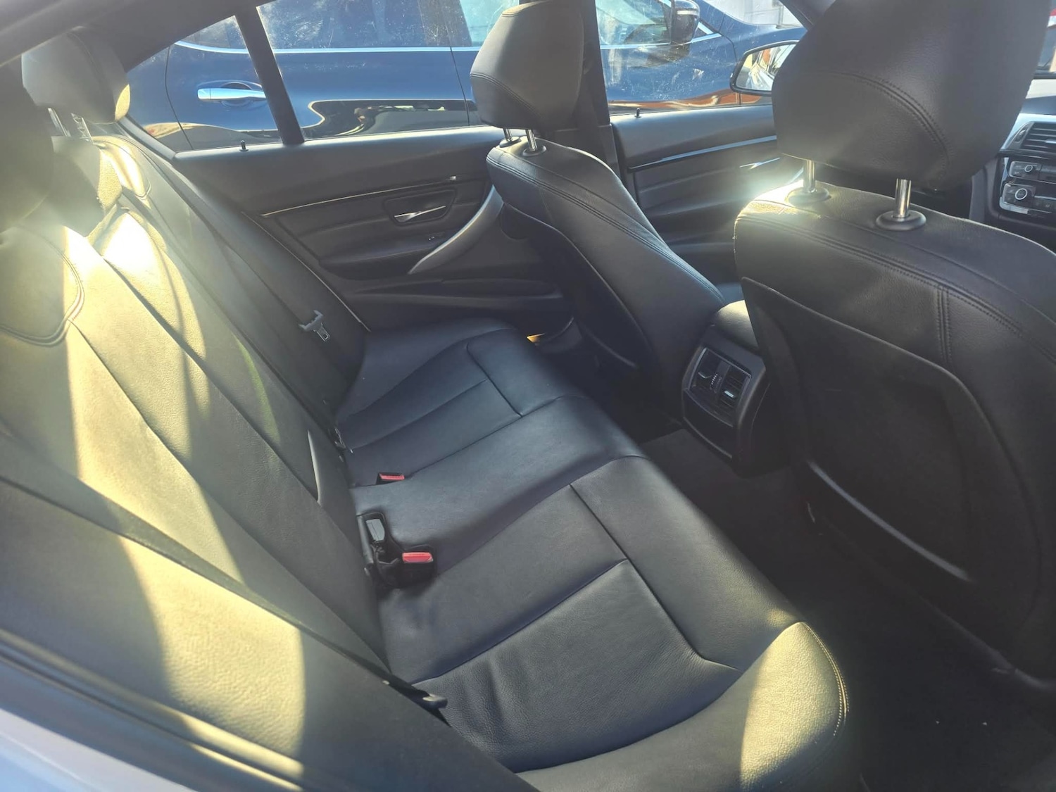 Used BMW 3 Series 2015 for sale - 77988530: Photo 16