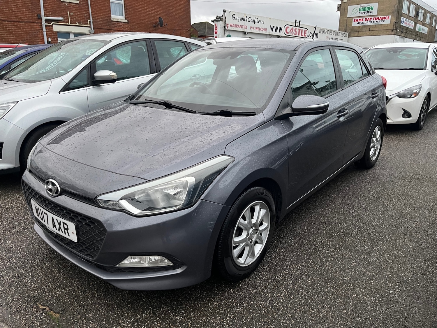 Used Hyundai i20 2017 for sale - 77225925: Photo 5