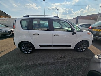 Used Citroen C3 Picasso 2015 for sale - 79175436: Photo