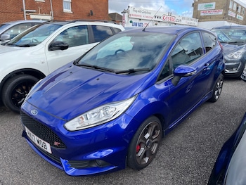 Used Ford Fiesta 2017 for sale - 75764244: Photo