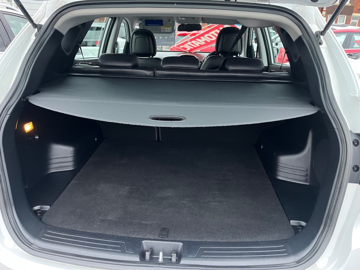 Used Hyundai Ix35 2015 for sale - 77264304: Photo 8