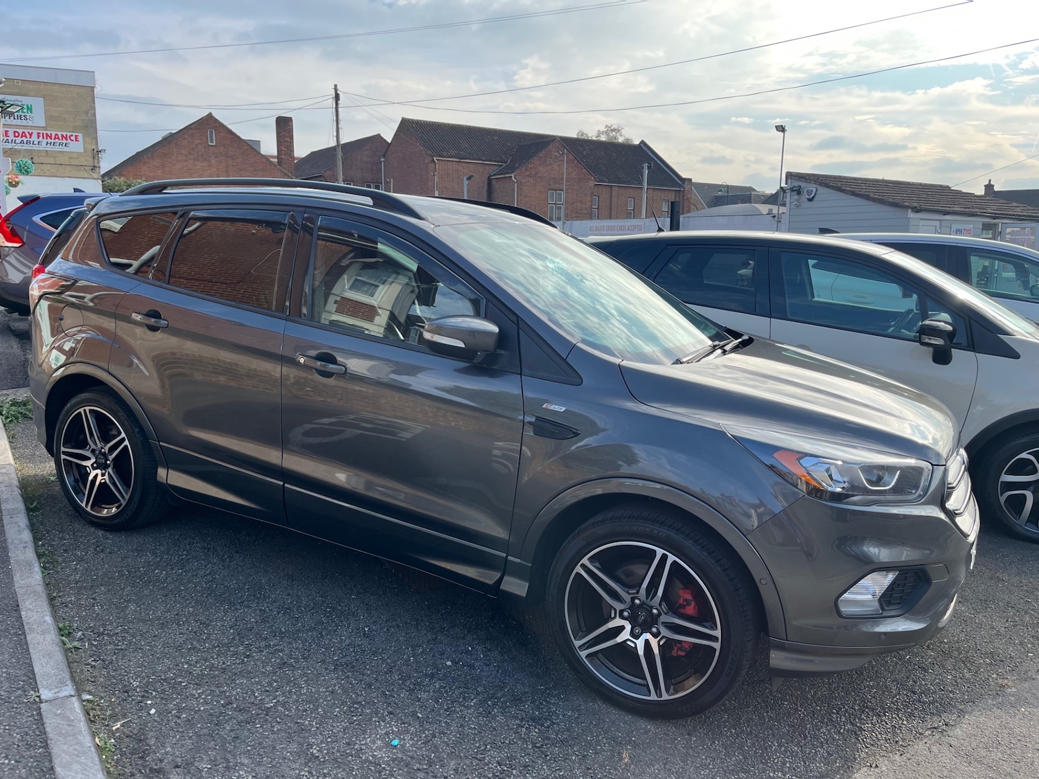 Used Ford Kuga 2017 for sale - 76231839: Photo 1