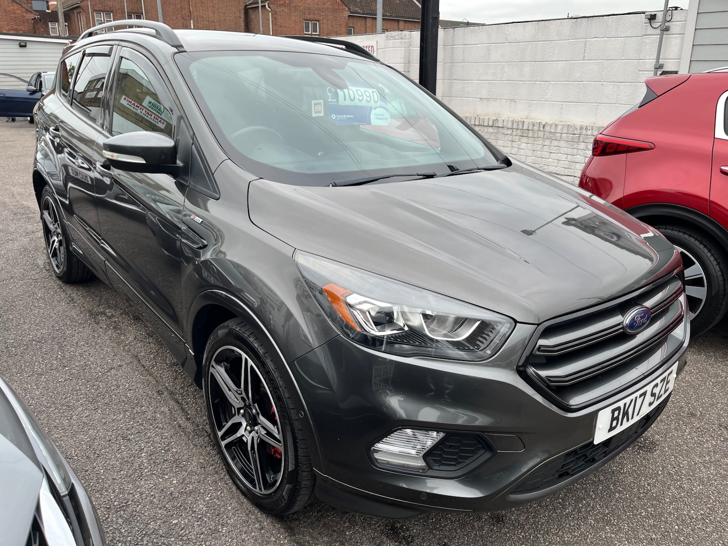 Used Ford Kuga 2017 for sale - 76231839: Photo 2