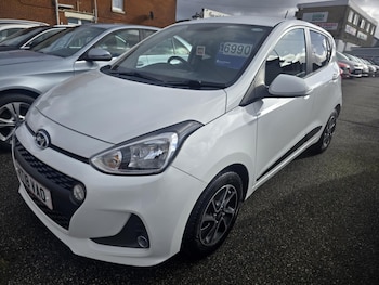 Used Hyundai i10 2018 for sale - 77548037: Photo