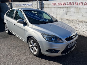 2010 (60) - 1.6 Zetec 5dr