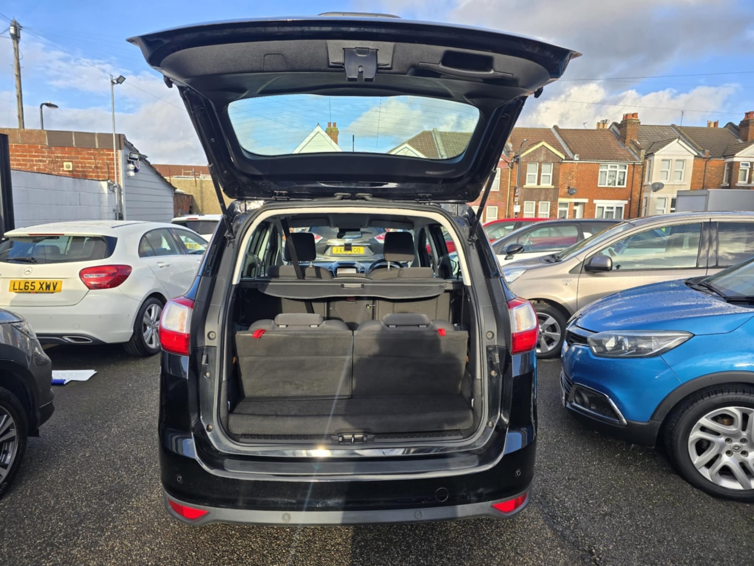 Used Ford Grand C-Max 2017 for sale - 77140956: Photo 8