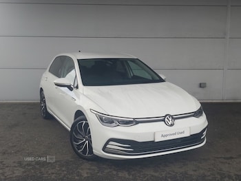 Volkswagen - Golf
