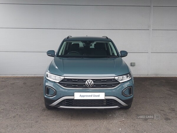 Used Volkswagen T-Roc 2022 for sale - 76260653: Photo 2