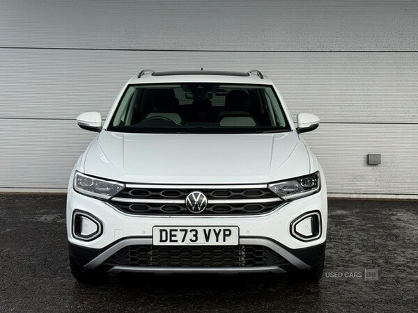 Used Volkswagen T-Roc 2023 for sale - 76551615: Photo 2