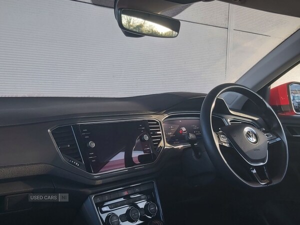 Used Volkswagen T-Roc 2021 for sale - 76887821: Photo 6