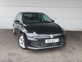 Volkswagen - Golf
