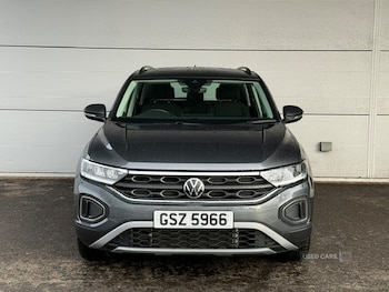 Used Volkswagen T-Roc 2022 for sale - 76825373: Photo