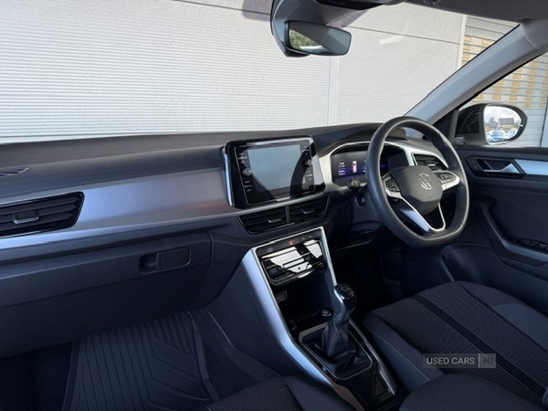 Used Volkswagen T-Roc 2025 for sale - 76690520: Photo 6