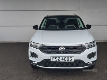 Used Volkswagen T-Roc 2021 for sale - 76887824: Photo