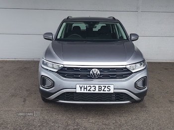 Used Volkswagen T-Roc 2023 for sale - 78562811: Photo