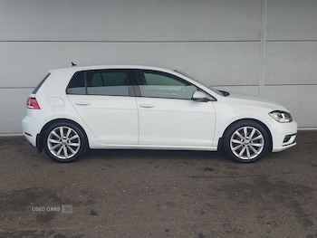 Used Volkswagen Golf 2017 for sale - 78215446: Photo