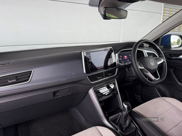 Used Volkswagen T-Roc 2022 for sale - 76167633: Photo 6