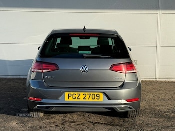 Used Volkswagen Golf 2019 for sale - 76887797: Photo