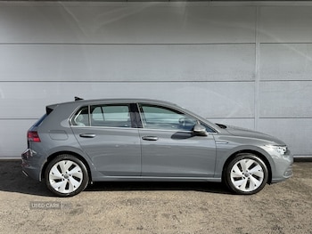 Used Volkswagen Golf 2020 for sale - 76840148: Photo