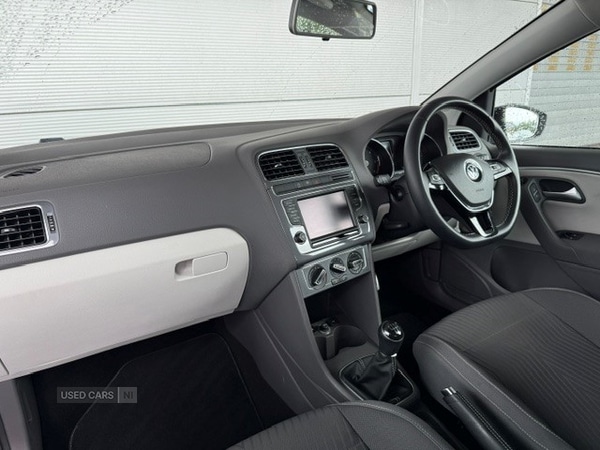 Used Volkswagen Polo 2015 for sale - 75979353: Photo 6
