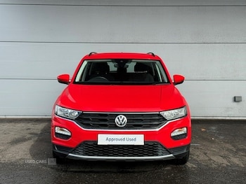 Used Volkswagen T-Roc 2018 for sale - 75979334: Photo