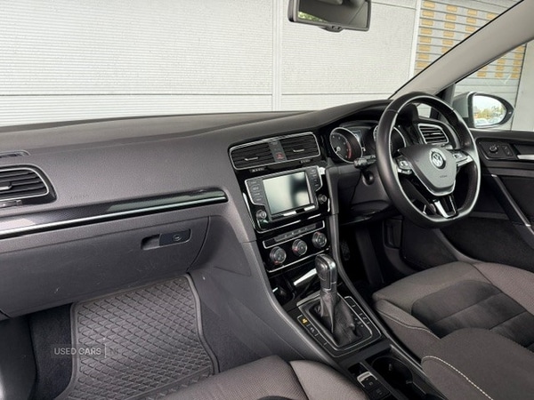 Used Volkswagen Golf 2015 for sale - 76389520: Photo 6