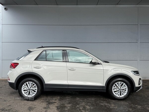 Used Volkswagen T-Roc 2023 for sale - 76032886: Photo 3