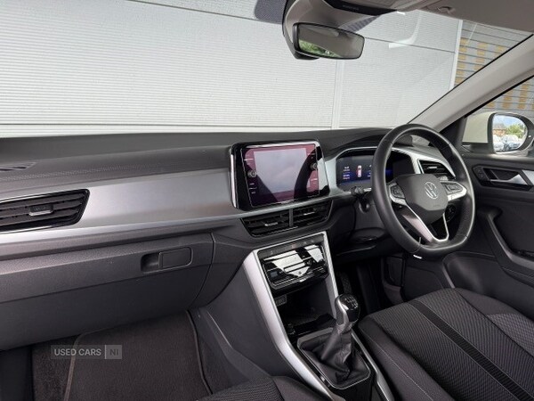Used Volkswagen T-Roc 2023 for sale - 76032886: Photo 6