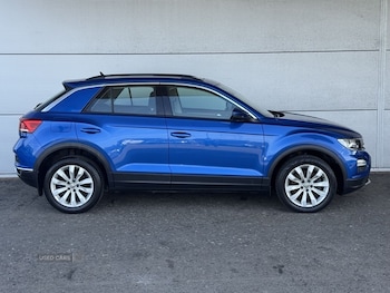 Used Volkswagen T-Roc 2018 for sale - 79013439: Photo