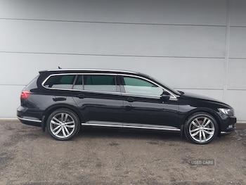 Used Volkswagen Passat 2017 for sale - 76667544: Photo