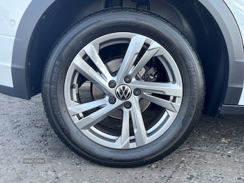 Used Volkswagen T-Roc 2023 for sale - 79237594: Photo
