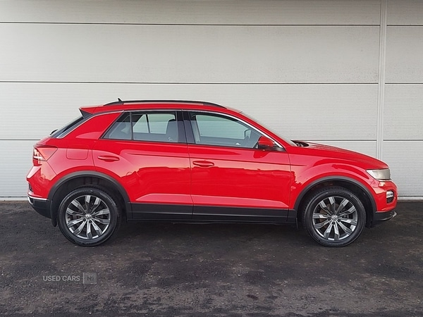 Used Volkswagen T-Roc 2018 for sale - 76887706: Photo 3