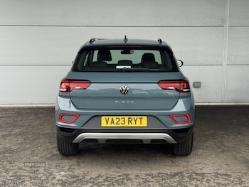 Used Volkswagen T-Roc 2023 for sale - 78890314: Photo